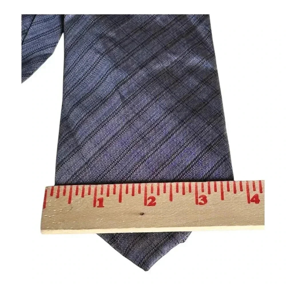 Kenneth Cole Collection Tie Blue 100% Silk Mens Necktie 59” X 3.5 “ Made In USA